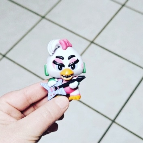 Funko Five Nights at Freddy's Security Breach Mystery Minis Glamrock Chica - Picture 2 of 14